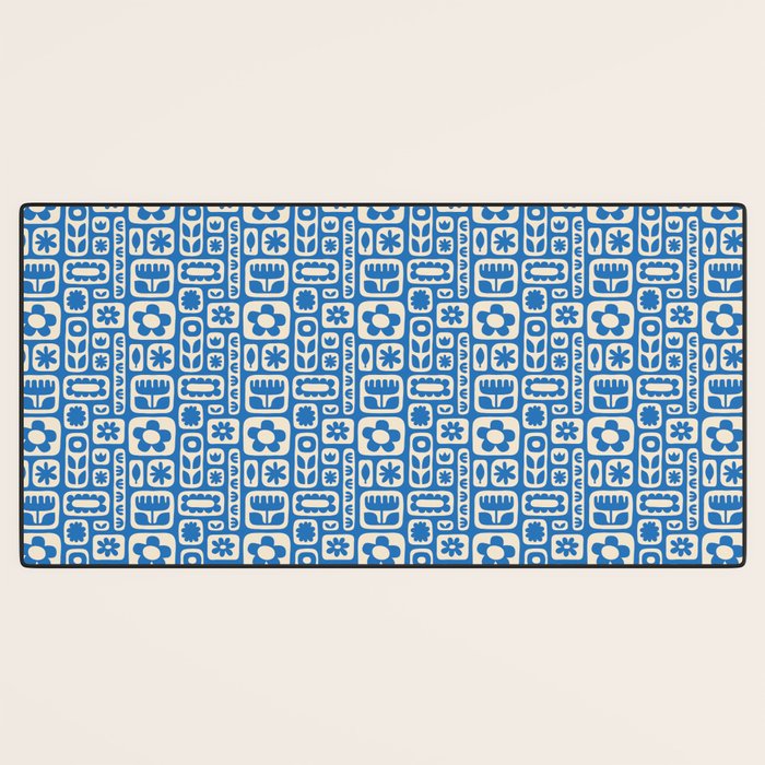 Vintage scandinavian floral art pattern Desk Mat Gallery Image 3