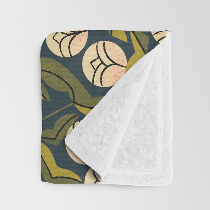 Ivory Blooms Throw Blanket Gallery Image 3
