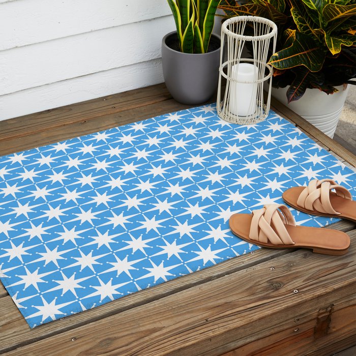Mid Century Modern Atomic Stars Pattern Bold Blue and White Outdoor Rug Gallery Image 2