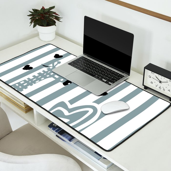 Cool giraffe Desk Mat Gallery Image 2
