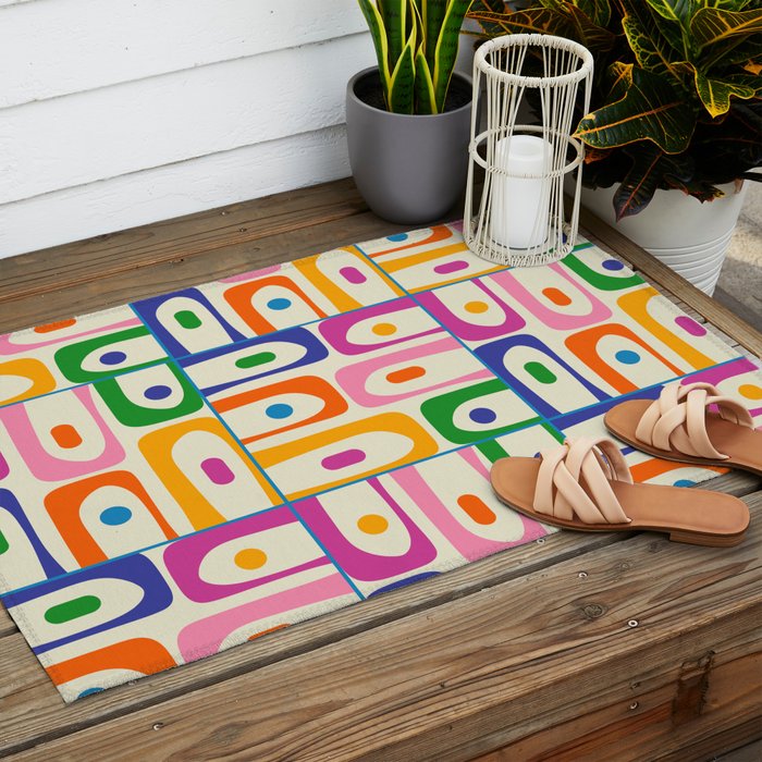Colorful Mid Century Modern Piquet Multi Abstract Pattern Outdoor Rug Gallery Image 2