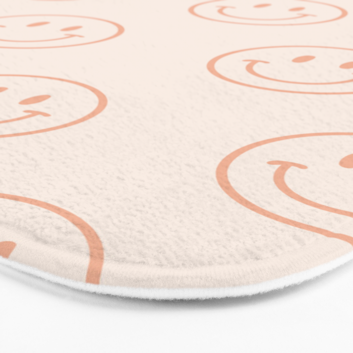 Beige/Peach Smiley Pattern Bath Mat Gallery Image 3