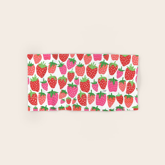 Strawberries Bath Towel Gallery Image 1