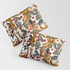 Squirrels on the Christmas tree I Pillow Sham Gallery Image 3