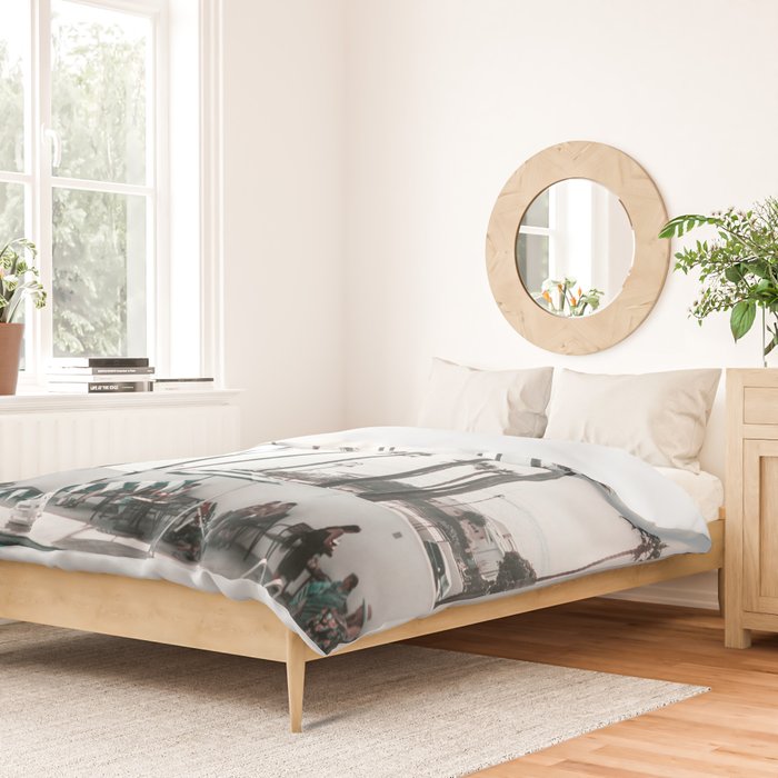 Pool and Palm Trees Duvet Cover Gallery Image 2