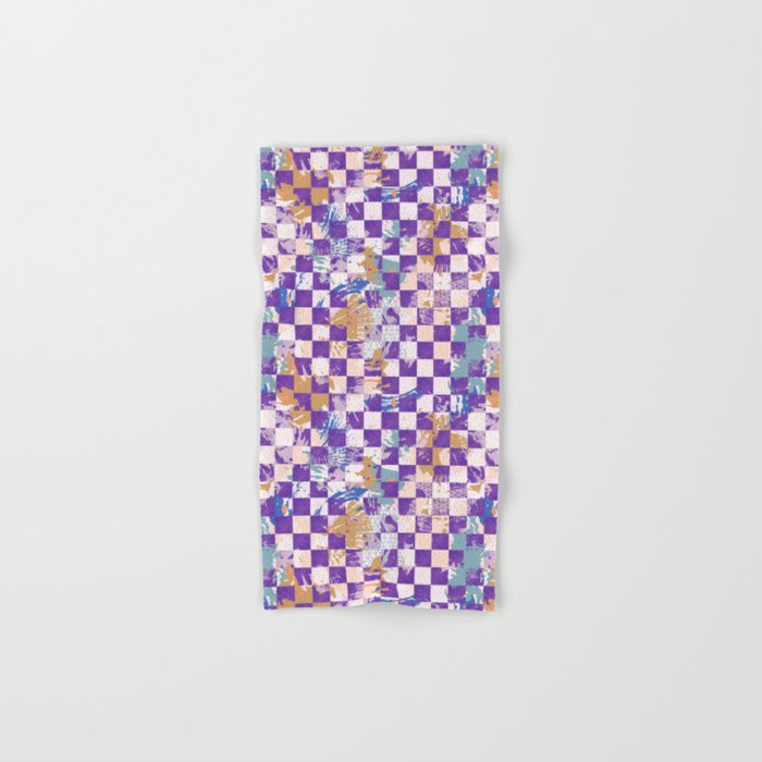 Grid of artistic strokes L Bath Towel Gallery Image 1