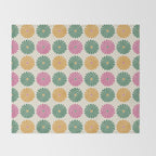 Retro Summer Daisies XI Throw Blanket Gallery Image 2