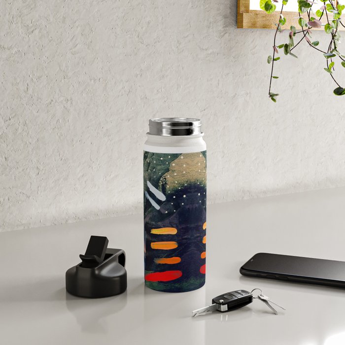 Composition 762 Water Bottle Gallery Image 4