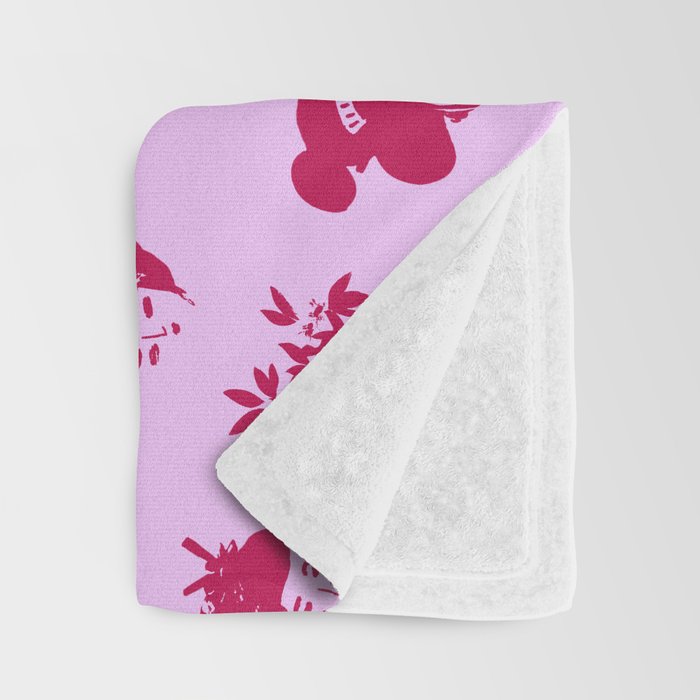 Red and pink Japanese pattern Throw Blanket Gallery Image 3