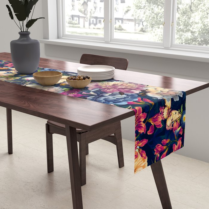 Garden of Eden XI Table Runner Gallery Image 2