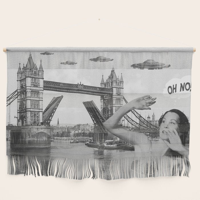 Oh no! London ca. 1950 Wall Hanging Gallery Image 1