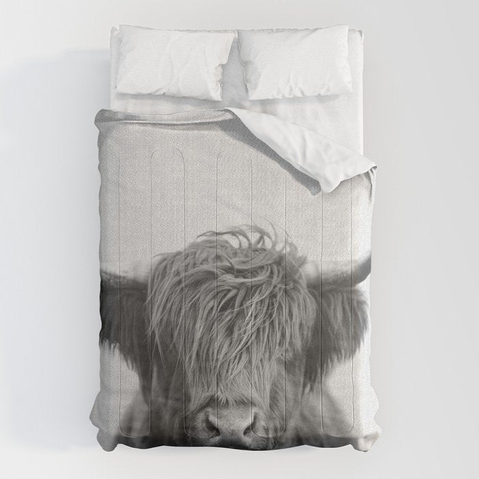 Highland Cow - Black & White Comforter Gallery Image 6