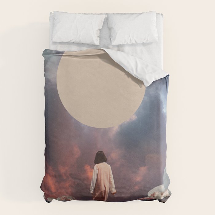 Pearlescent Wanderer Duvet Cover Gallery Image 6