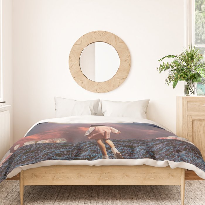 Pearlescent Wanderer Duvet Cover Gallery Image 3