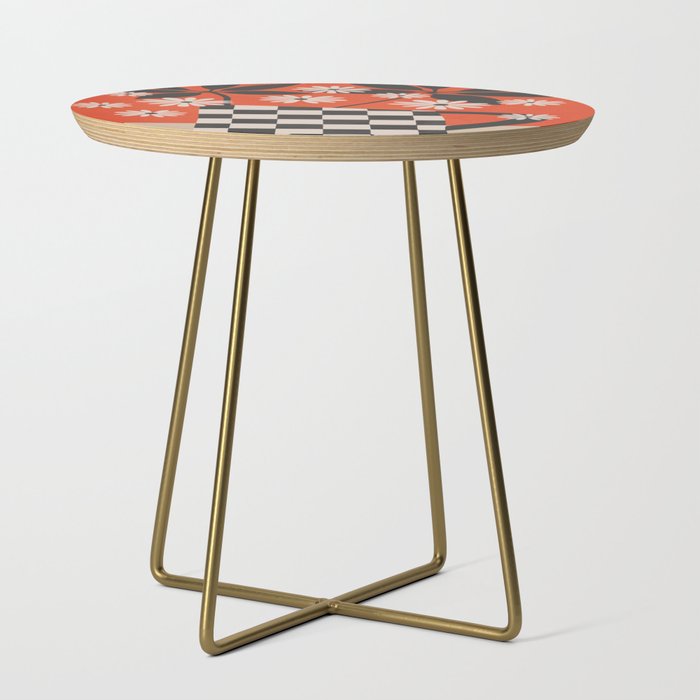 Daisy Daydreams 5 Side Table Gallery Image 1