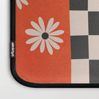 Daisy Daydreams 5 Laptop Sleeve Gallery Image 3