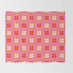 Retro Tropical Checkered Floral Pattern Throw Blanket Gallery Image 2