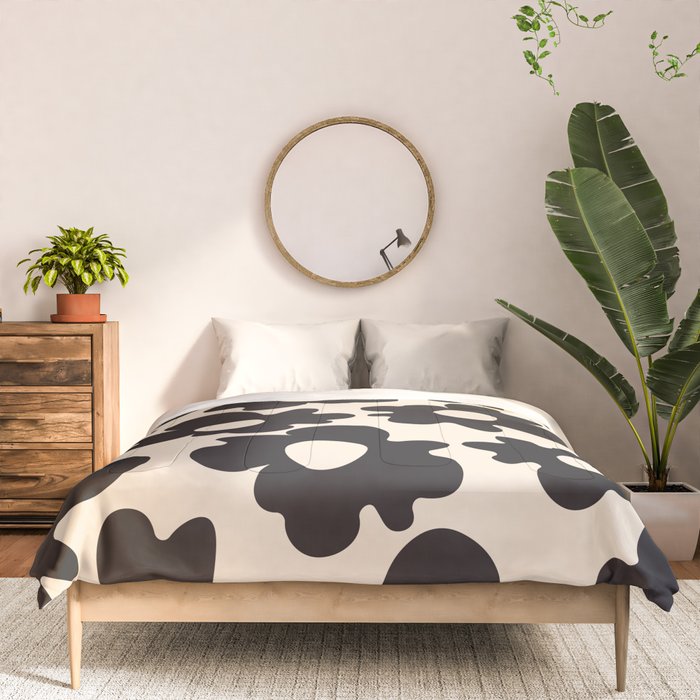 Black and White - Abstract Flower Shape - Cream Background Comforter Gallery Image 3