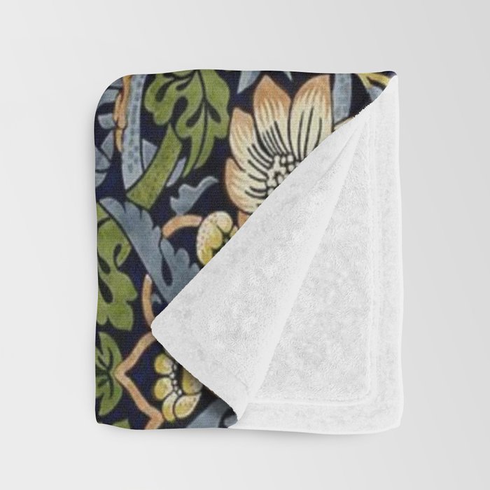 William Morris Strawberry Thief pattern Throw Blanket Gallery Image 3