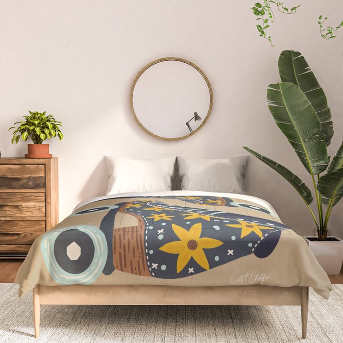 Retro Roller Skates - Teal & Yellow Palette Comforter Gallery Image 3