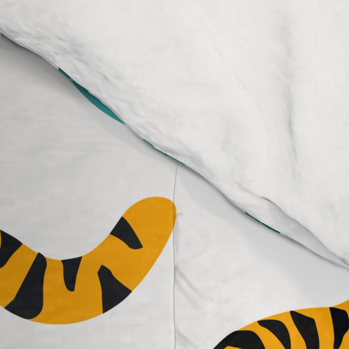 Tigers and tropical leaves. Comforter Gallery Image 4