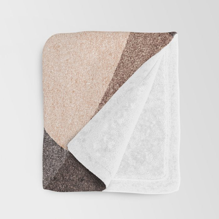 ABSTRACT ALPHABET / Decorative O Throw Blanket Gallery Image 3