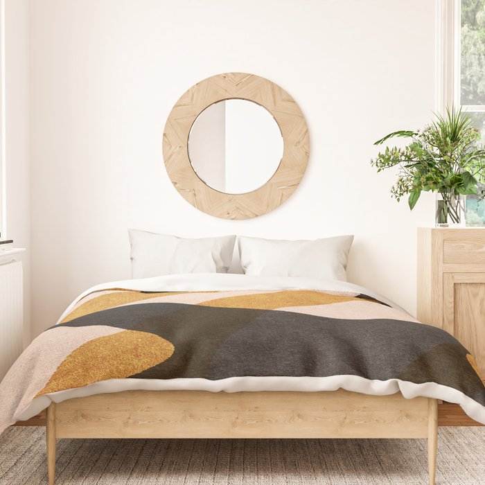 ABSTRACT ALPHABET / Script Q Duvet Cover Gallery Image 3