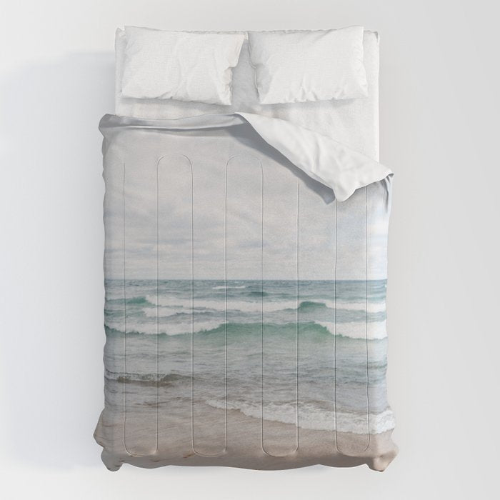 Waves on Lake Superior Comforter Gallery Image 1