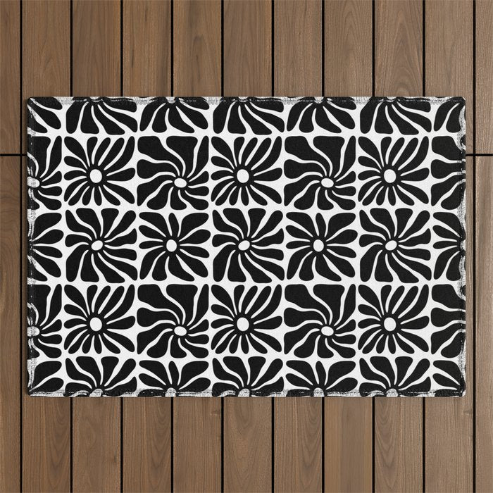 Black and white retro flower art pattern Outdoor Rug Gallery Image 1