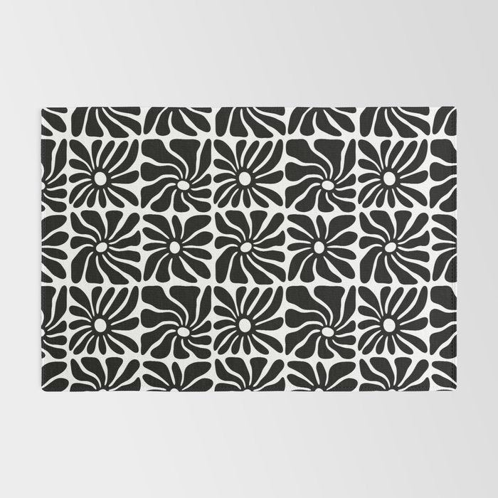 Black and white retro flower art pattern Rug Gallery Image 2