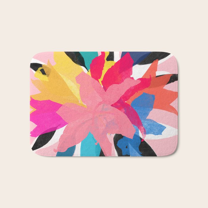 lily 14 Bath Mat Gallery Image 1