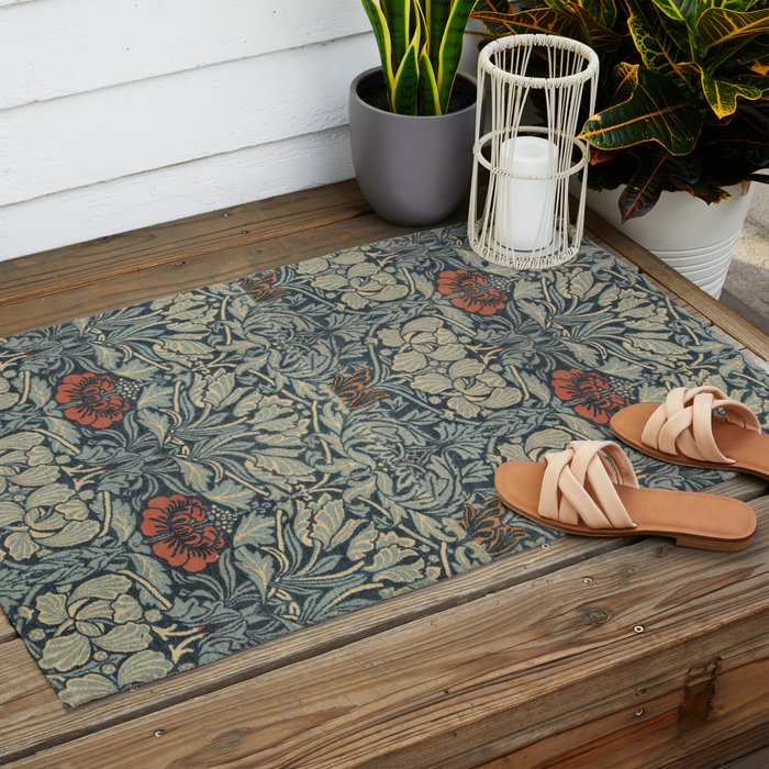Vintage William Morris Tulip and Rose Outdoor Rug Gallery Image 2