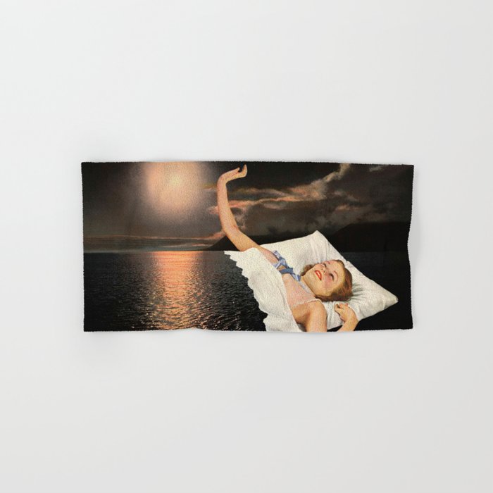 Lights out! It's bed time Bath Towel Gallery Image 1