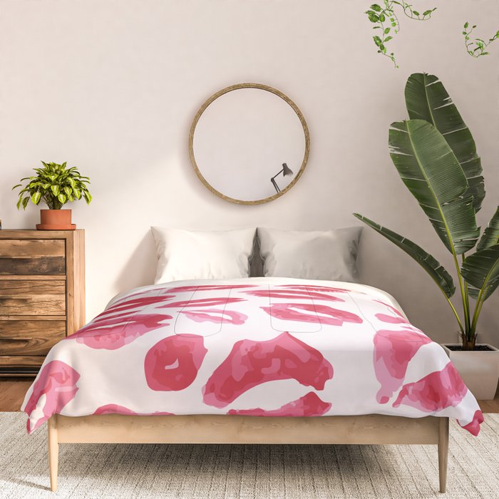 Lipstick Kisses Comforter Gallery Image 3
