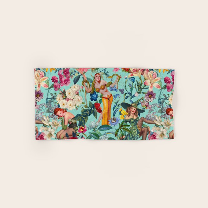 Floral and Pin-Up Girls V Bath Towel Gallery Image 1