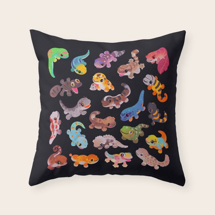 Gecko Throw Pillow Gallery Image 1