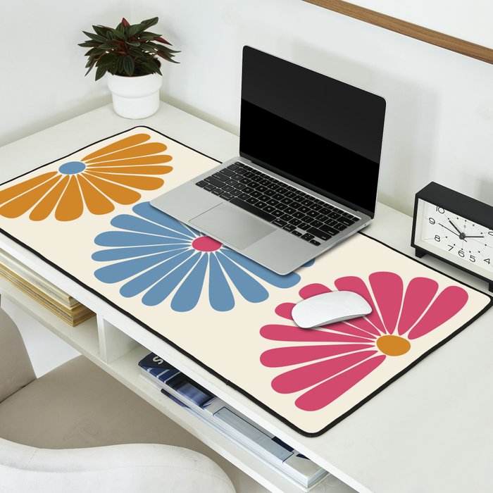 Retro Summer Daisies V Desk Mat Gallery Image 2