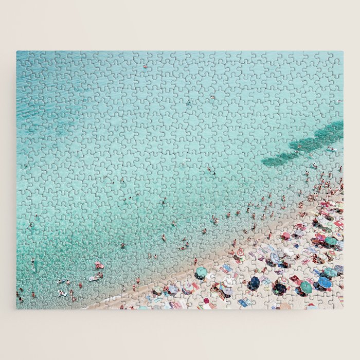 Busy Beach Jigsaw Puzzle Gallery Image 1