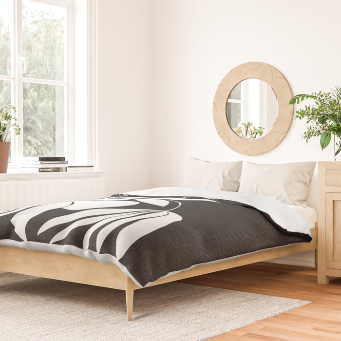 Tulip Secrets ii Duvet Cover Gallery Image 2