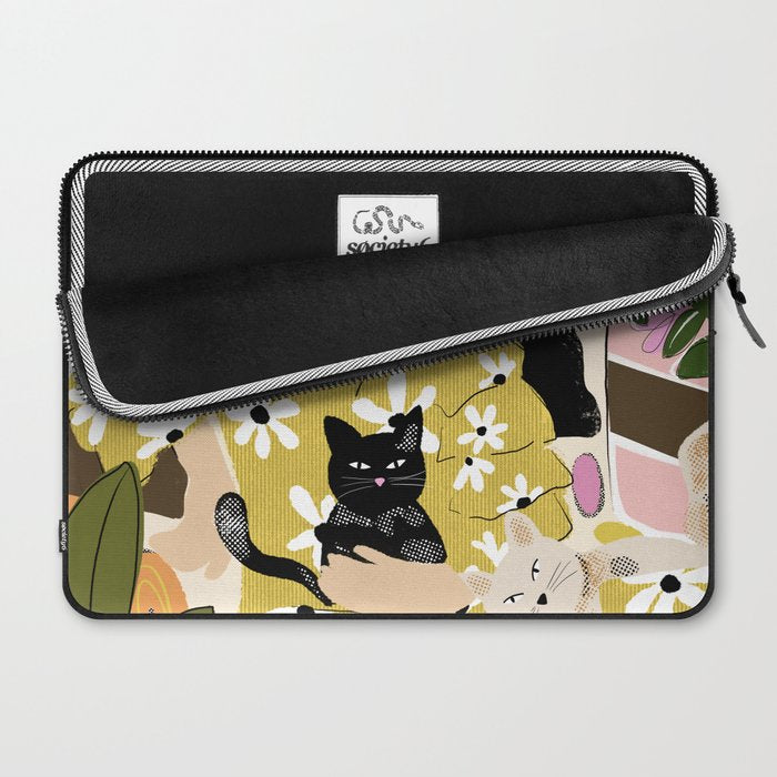 Life with cats Laptop Sleeve Gallery Image 2