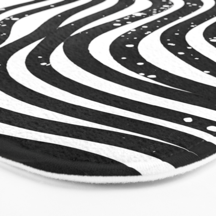 Be Wavy, Never Straight Bath Mat Gallery Image 3