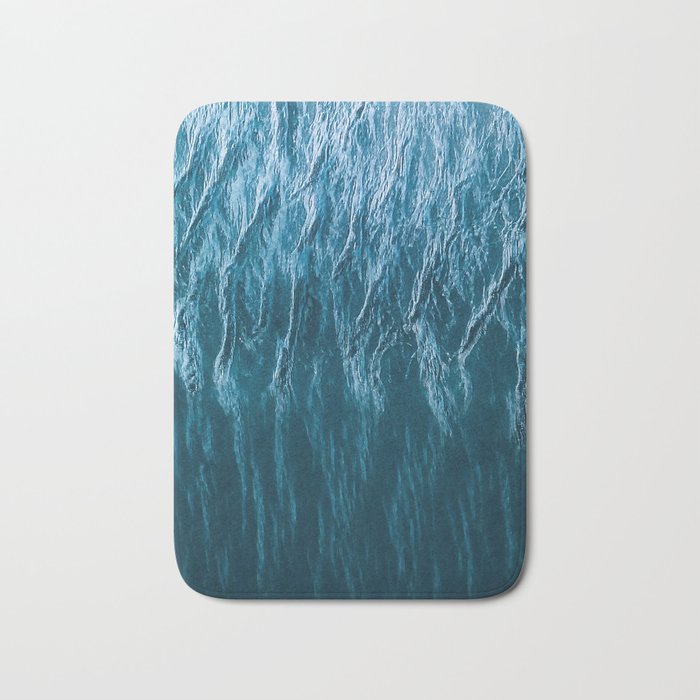 Minimalist Wave Patterns â Oceanscape Photography Bath Mat Gallery Image 1