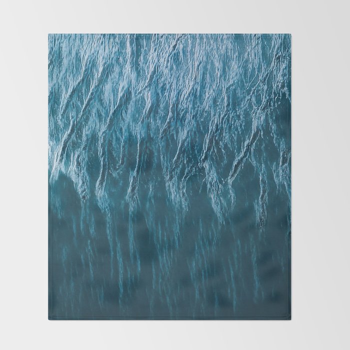 Minimalist Wave Patterns â Oceanscape Photography Throw Blanket Gallery Image 2