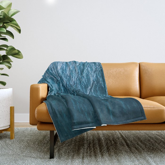 Minimalist Wave Patterns â Oceanscape Photography Throw Blanket Gallery Image 1