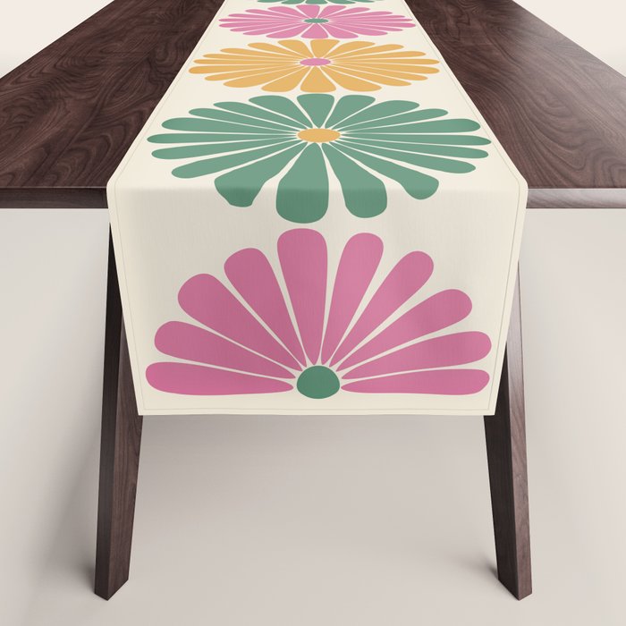 Retro Summer Daisies XI Table Runner Gallery Image 1