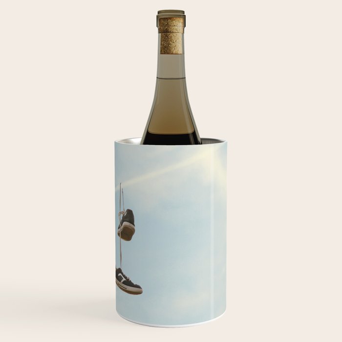 Hang'n there - Skyline Wine Chiller Gallery Image 3