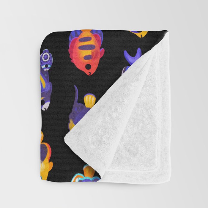 Angelfish! (marine) Throw Blanket Gallery Image 3