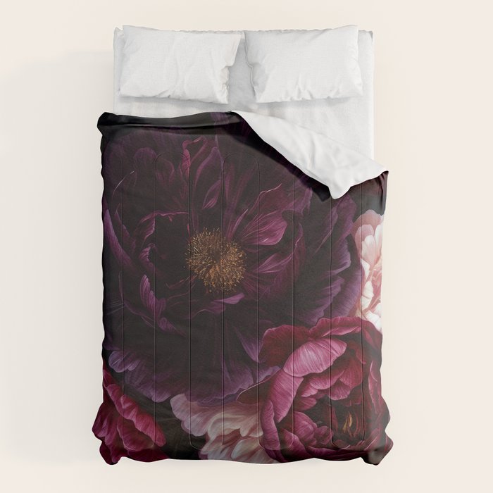 Nostalgic Lush Baroque Night Flowers Comforter Gallery Image 1