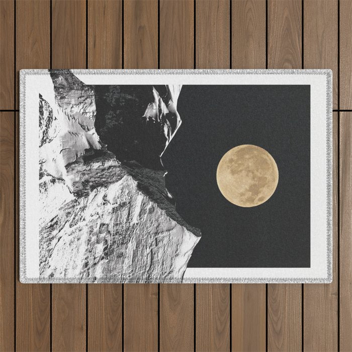 golden moon Outdoor Rug Gallery Image 1
