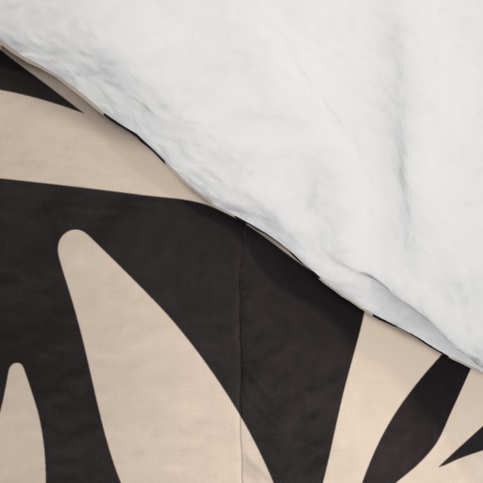 Black and White Leaves 2  Comforter Gallery Image 4